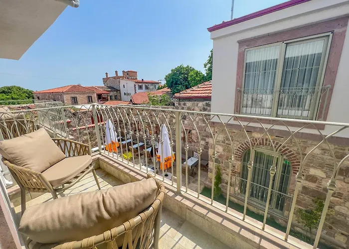 Parla Kuecuekkoey Hotell