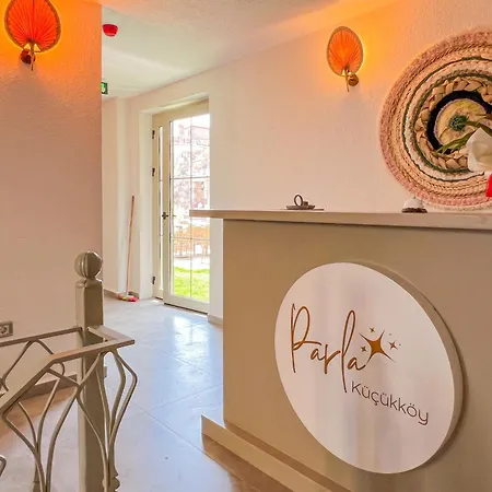 Parla Kuecuekkoey Hotel *
