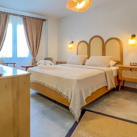 Hotel Parla Kuecuekkoey *